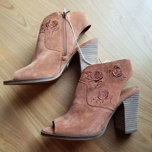 NEW W/O BOX LUCKY BRAND LISTANA 9.5 BOOTIES - Picture 2 of 8